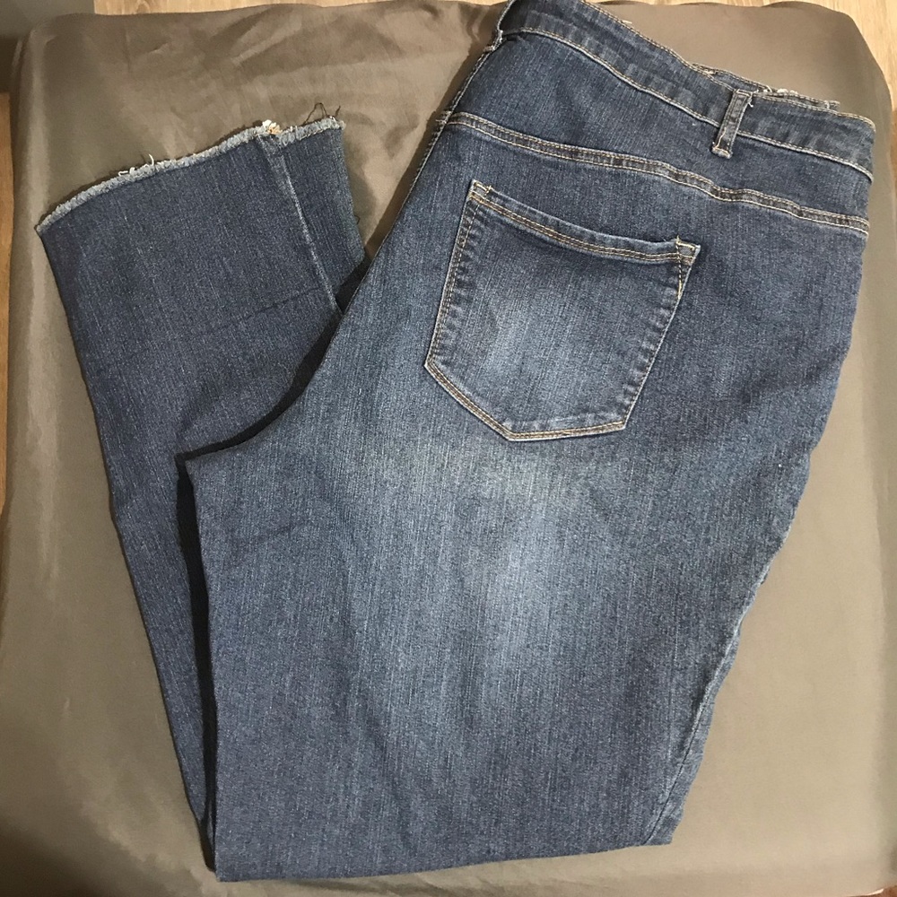 AG Denim Jeans. - Picture 2 of 4